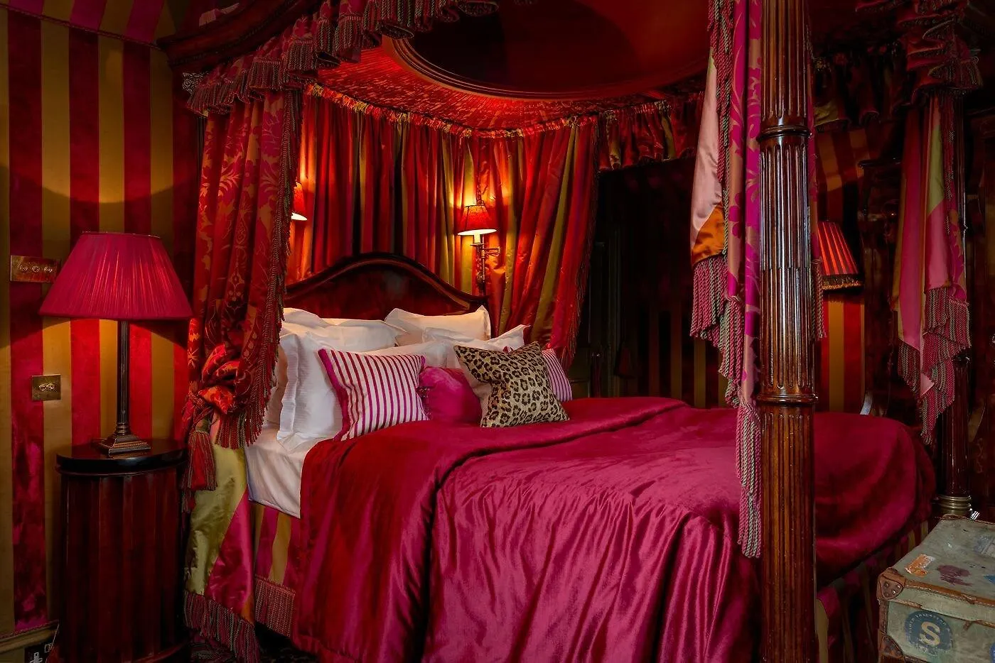 *****  Prestonfield House Hotel Edinburgh United Kingdom